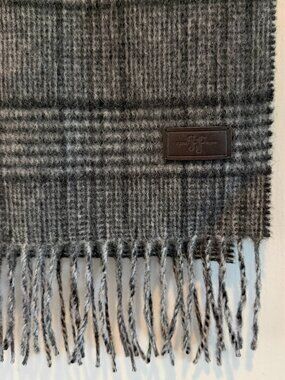 Hickey Freeman Men's Cashmere Scarf NWT!!!
